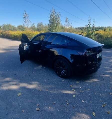 Черный Тесла Model Y, объемом двигателя 0 л и пробегом 82 тыс. км за 30000 $, фото 6 на Automoto.ua