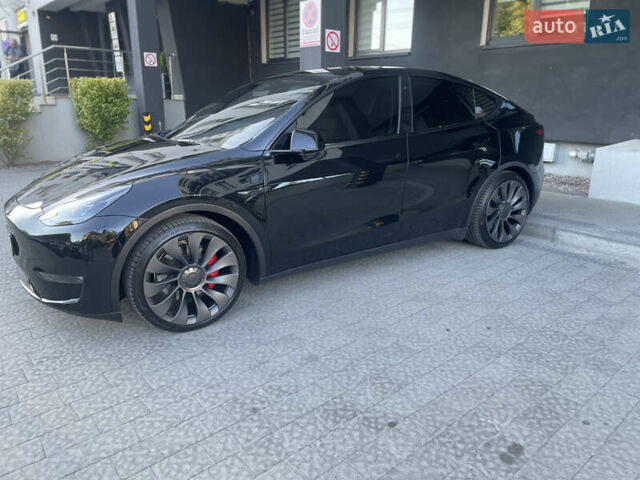 Черный Тесла Model Y, объемом двигателя 0 л и пробегом 77 тыс. км за 22700 $, фото 3 на Automoto.ua