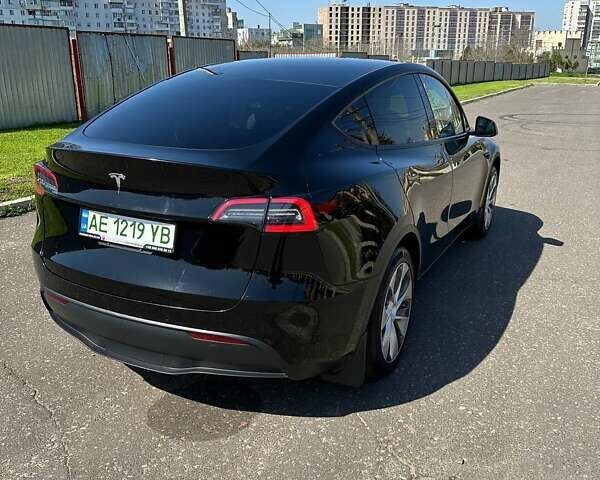 Черный Тесла Model Y, объемом двигателя 0 л и пробегом 53 тыс. км за 28500 $, фото 3 на Automoto.ua