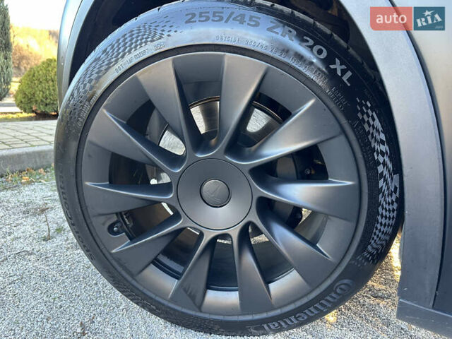 Черный Тесла Model Y, объемом двигателя 0 л и пробегом 60 тыс. км за 22999 $, фото 13 на Automoto.ua