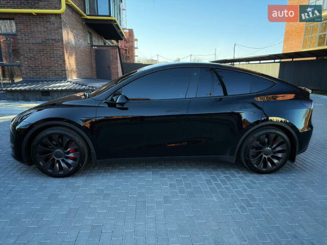 Черный Тесла Model Y, объемом двигателя 0 л и пробегом 68 тыс. км за 28500 $, фото 133 на Automoto.ua