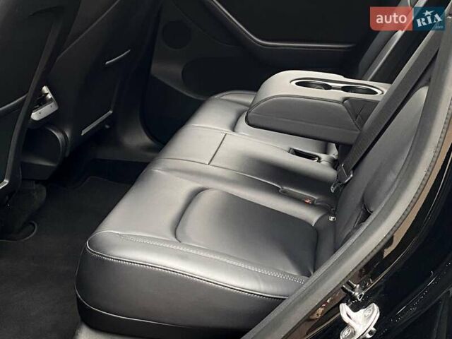 Чорний Тесла Model Y, об'ємом двигуна 0 л та пробігом 73 тис. км за 28500 $, фото 14 на Automoto.ua