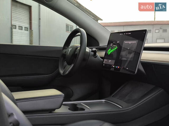 Черный Тесла Model Y, объемом двигателя 0 л и пробегом 57 тыс. км за 23950 $, фото 21 на Automoto.ua