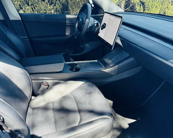 Чорний Тесла Model Y, об'ємом двигуна 0 л та пробігом 58 тис. км за 25000 $, фото 23 на Automoto.ua