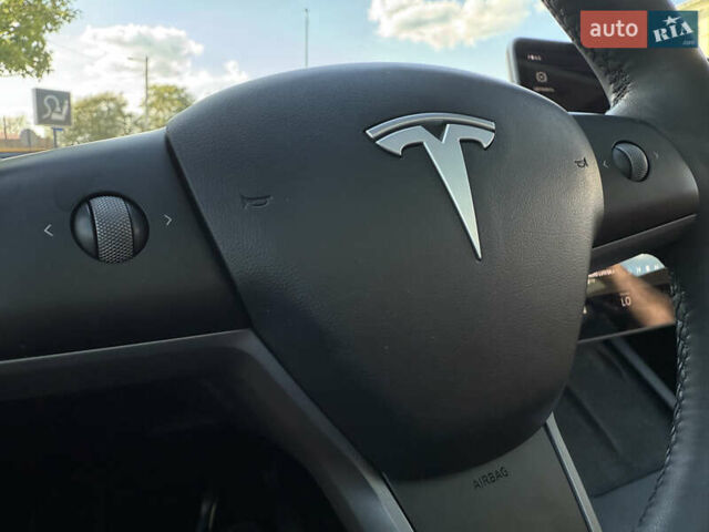 Чорний Тесла Model Y, об'ємом двигуна 0 л та пробігом 89 тис. км за 23450 $, фото 57 на Automoto.ua
