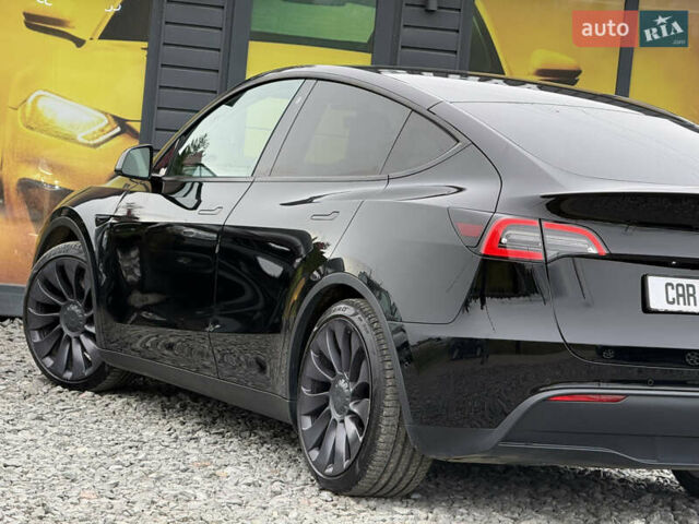 Чорний Тесла Model Y, об'ємом двигуна 0 л та пробігом 62 тис. км за 24999 $, фото 29 на Automoto.ua
