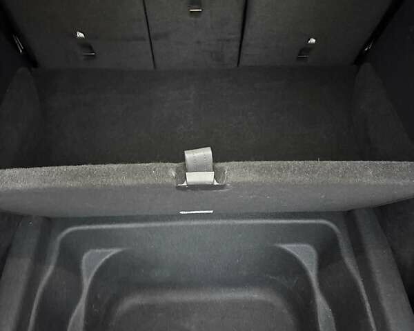 Чорний Тесла Model Y, об'ємом двигуна 0 л та пробігом 70 тис. км за 27000 $, фото 11 на Automoto.ua