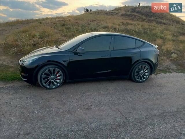 Черный Тесла Model Y, объемом двигателя 0 л и пробегом 60 тыс. км за 26500 $, фото 5 на Automoto.ua