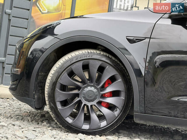 Чорний Тесла Model Y, об'ємом двигуна 0 л та пробігом 62 тис. км за 24999 $, фото 33 на Automoto.ua
