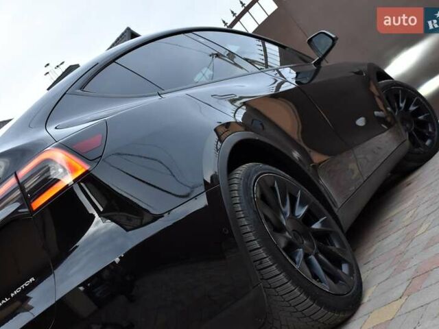 Черный Тесла Model Y, объемом двигателя 0 л и пробегом 73 тыс. км за 25950 $, фото 15 на Automoto.ua