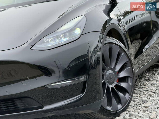 Чорний Тесла Model Y, об'ємом двигуна 0 л та пробігом 62 тис. км за 24999 $, фото 16 на Automoto.ua