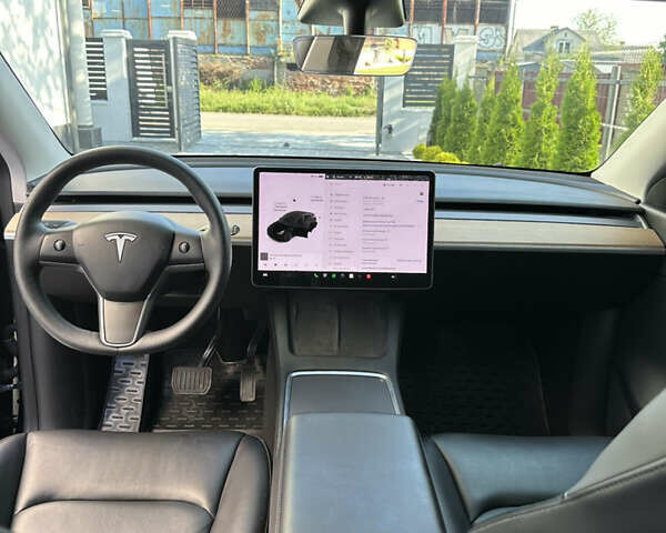 Черный Тесла Model Y, объемом двигателя 0 л и пробегом 79 тыс. км за 27500 $, фото 10 на Automoto.ua