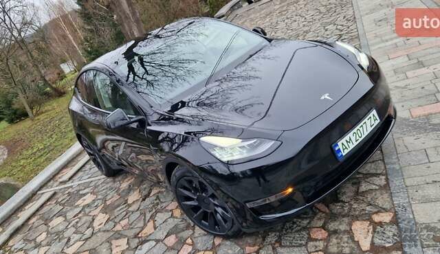 Чорний Тесла Model Y, об'ємом двигуна 0 л та пробігом 73 тис. км за 30300 $, фото 8 на Automoto.ua