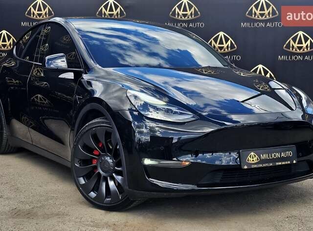 Черный Тесла Model Y, объемом двигателя 0 л и пробегом 138 тыс. км за 24900 $, фото 6 на Automoto.ua