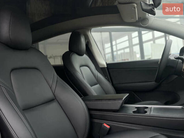 Черный Тесла Model Y, объемом двигателя 0 л и пробегом 10 тыс. км за 29400 $, фото 21 на Automoto.ua