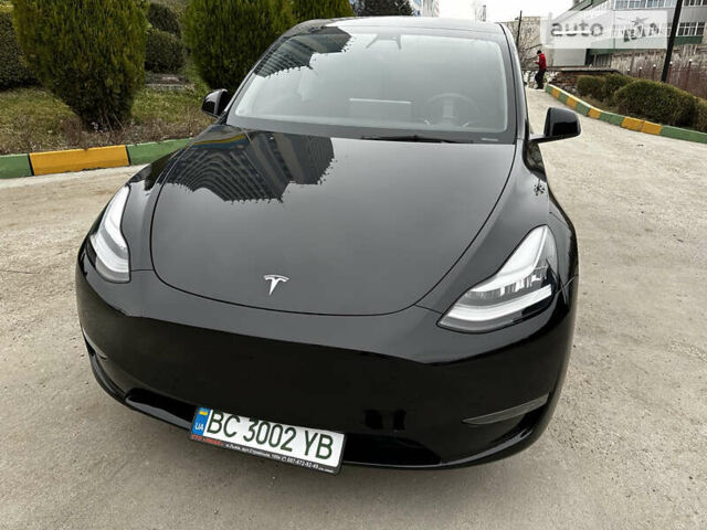 Черный Тесла Model Y, объемом двигателя 0 л и пробегом 26 тыс. км за 39500 $, фото 2 на Automoto.ua