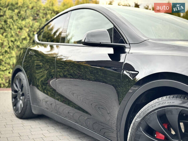Чорний Тесла Model Y, об'ємом двигуна 0 л та пробігом 62 тис. км за 24999 $, фото 30 на Automoto.ua