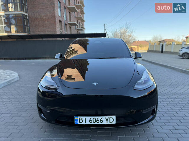 Черный Тесла Model Y, объемом двигателя 0 л и пробегом 68 тыс. км за 28500 $, фото 4 на Automoto.ua