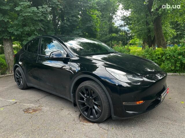 Черный Тесла Model Y, объемом двигателя 0 л и пробегом 136 тыс. км за 23990 $, фото 2 на Automoto.ua