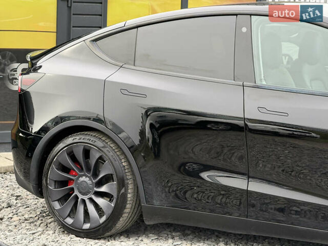 Чорний Тесла Model Y, об'ємом двигуна 0 л та пробігом 62 тис. км за 24999 $, фото 10 на Automoto.ua