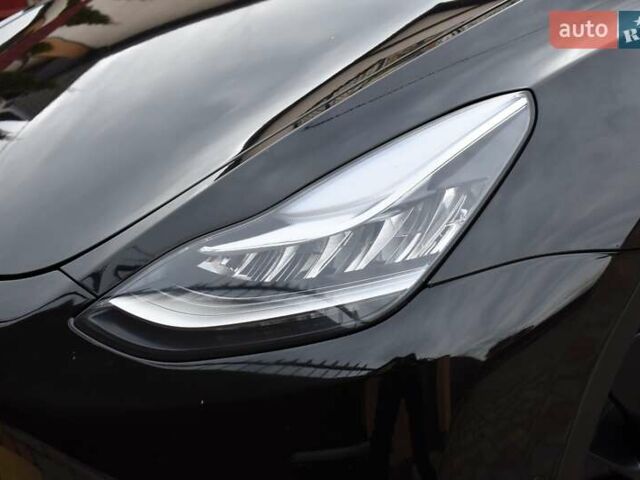 Черный Тесла Model Y, объемом двигателя 0 л и пробегом 73 тыс. км за 25950 $, фото 17 на Automoto.ua