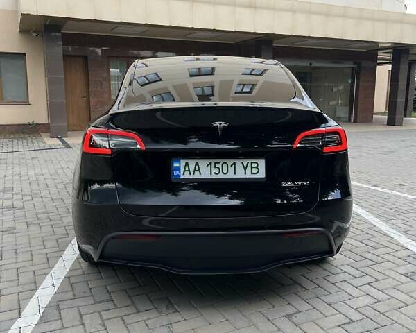 Черный Тесла Model Y, объемом двигателя 0 л и пробегом 58 тыс. км за 27500 $, фото 3 на Automoto.ua