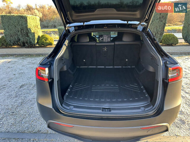 Черный Тесла Model Y, объемом двигателя 0 л и пробегом 60 тыс. км за 22999 $, фото 37 на Automoto.ua