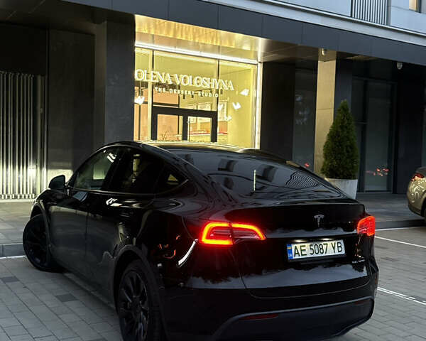 Черный Тесла Model Y, объемом двигателя 0 л и пробегом 86 тыс. км за 23400 $, фото 3 на Automoto.ua