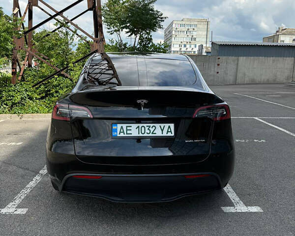 Черный Тесла Model Y, объемом двигателя 0 л и пробегом 50 тыс. км за 28000 $, фото 1 на Automoto.ua