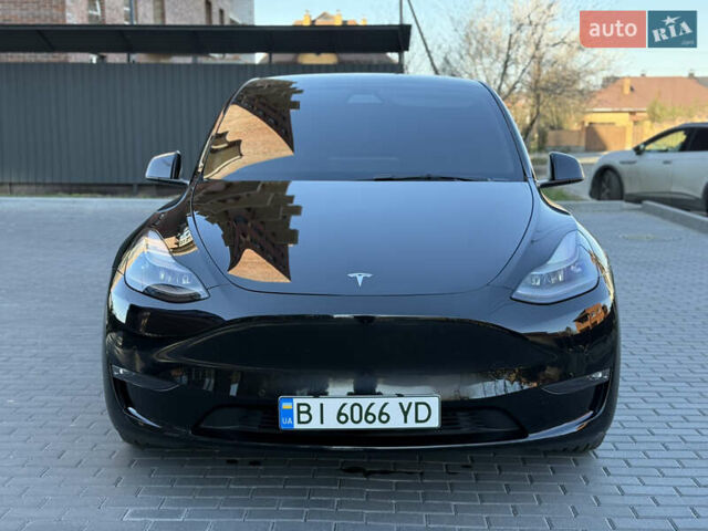 Черный Тесла Model Y, объемом двигателя 0 л и пробегом 68 тыс. км за 28500 $, фото 2 на Automoto.ua