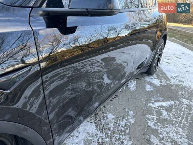 Черный Тесла Model Y, объемом двигателя 0 л и пробегом 59 тыс. км за 24900 $, фото 15 на Automoto.ua