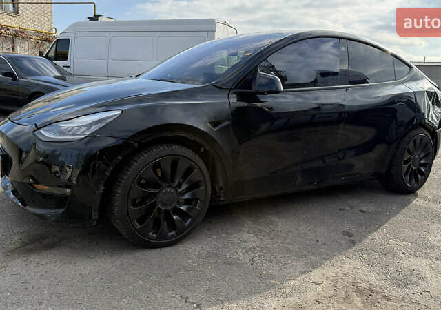 Черный Тесла Model Y, объемом двигателя 0 л и пробегом 55 тыс. км за 18200 $, фото 3 на Automoto.ua