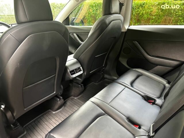 Черный Тесла Model Y, объемом двигателя 0 л и пробегом 136 тыс. км за 23990 $, фото 16 на Automoto.ua