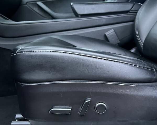 Черный Тесла Model Y, объемом двигателя 0 л и пробегом 66 тыс. км за 24950 $, фото 21 на Automoto.ua