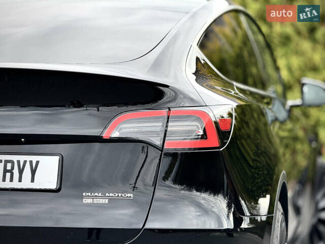 Чорний Тесла Model Y, об'ємом двигуна 0 л та пробігом 62 тис. км за 24999 $, фото 18 на Automoto.ua