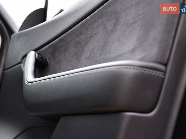 Черный Тесла Model Y, объемом двигателя 0 л и пробегом 73 тыс. км за 25950 $, фото 54 на Automoto.ua