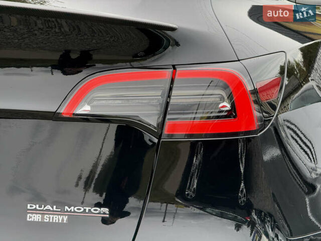 Чорний Тесла Model Y, об'ємом двигуна 0 л та пробігом 62 тис. км за 24999 $, фото 24 на Automoto.ua