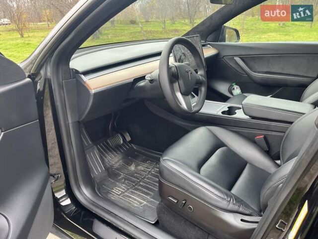 Черный Тесла Model Y, объемом двигателя 0 л и пробегом 85 тыс. км за 23500 $, фото 16 на Automoto.ua