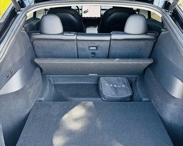 Чорний Тесла Model Y, об'ємом двигуна 0 л та пробігом 58 тис. км за 25000 $, фото 19 на Automoto.ua