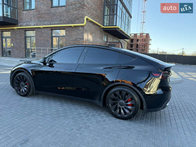 Черный Тесла Model Y, объемом двигателя 0 л и пробегом 68 тыс. км за 28500 $, фото 27 на Automoto.ua