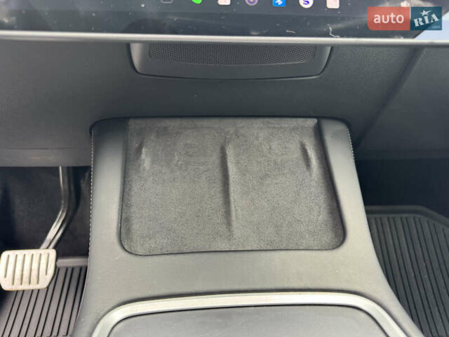 Чорний Тесла Model Y, об'ємом двигуна 0 л та пробігом 62 тис. км за 24999 $, фото 62 на Automoto.ua