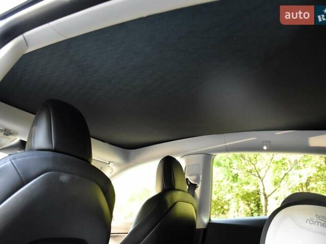 Черный Тесла Model Y, объемом двигателя 0 л и пробегом 82 тыс. км за 24950 $, фото 44 на Automoto.ua