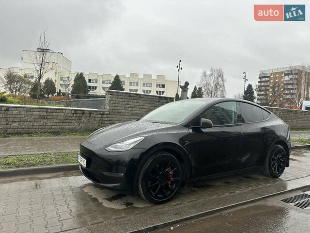 Черный Тесла Model Y, объемом двигателя 0 л и пробегом 127 тыс. км за 26500 $, фото 1 на Automoto.ua