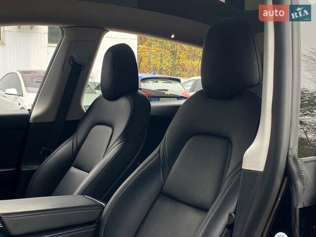 Чорний Тесла Model Y, об'ємом двигуна 0 л та пробігом 73 тис. км за 28500 $, фото 13 на Automoto.ua