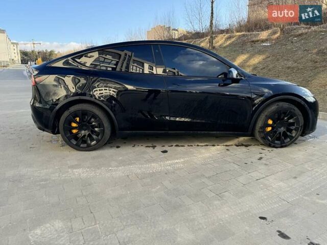 Черный Тесла Model Y, объемом двигателя 0 л и пробегом 59 тыс. км за 24900 $, фото 26 на Automoto.ua