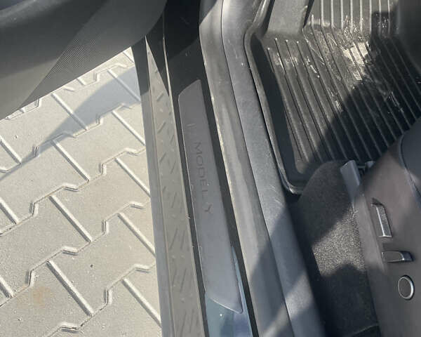 Чорний Тесла Model Y, об'ємом двигуна 0 л та пробігом 43 тис. км за 28300 $, фото 74 на Automoto.ua