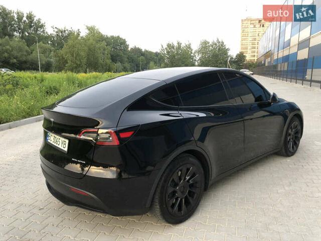 Черный Тесла Model Y, объемом двигателя 0 л и пробегом 63 тыс. км за 27500 $, фото 5 на Automoto.ua