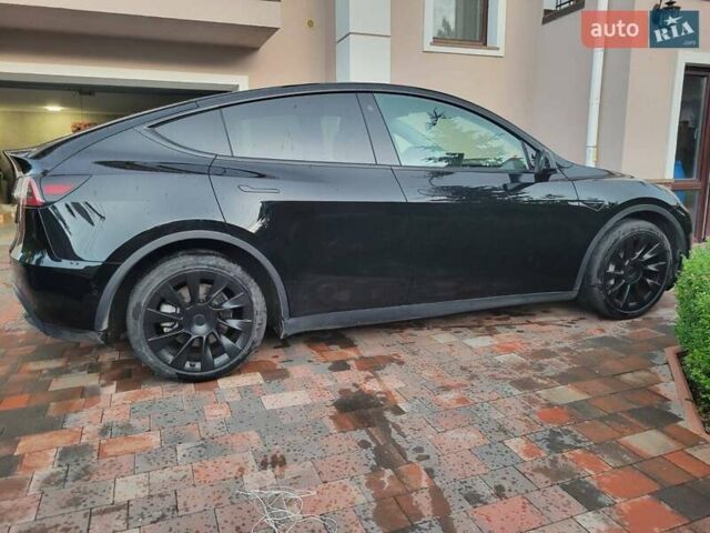 Черный Тесла Model Y, объемом двигателя 0 л и пробегом 39 тыс. км за 30500 $, фото 1 на Automoto.ua