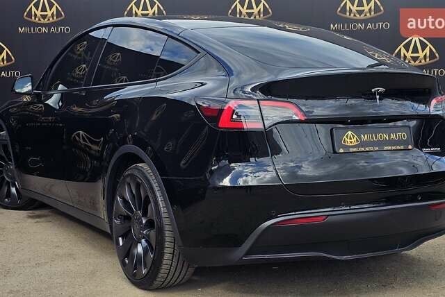 Черный Тесла Model Y, объемом двигателя 0 л и пробегом 138 тыс. км за 24900 $, фото 7 на Automoto.ua