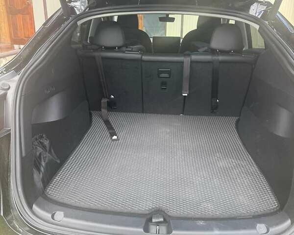 Черный Тесла Model Y, объемом двигателя 0 л и пробегом 78 тыс. км за 27500 $, фото 7 на Automoto.ua